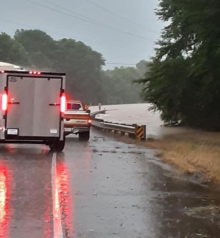 Flooding over Highway 6 in Sabine Parish (Barry Howard)